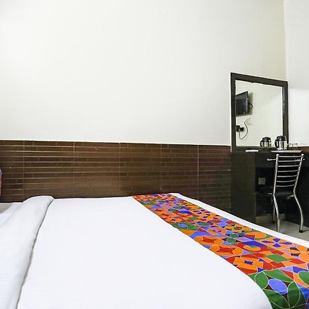 Fabhotel The Lazeez Neu-Delhi Exterior foto