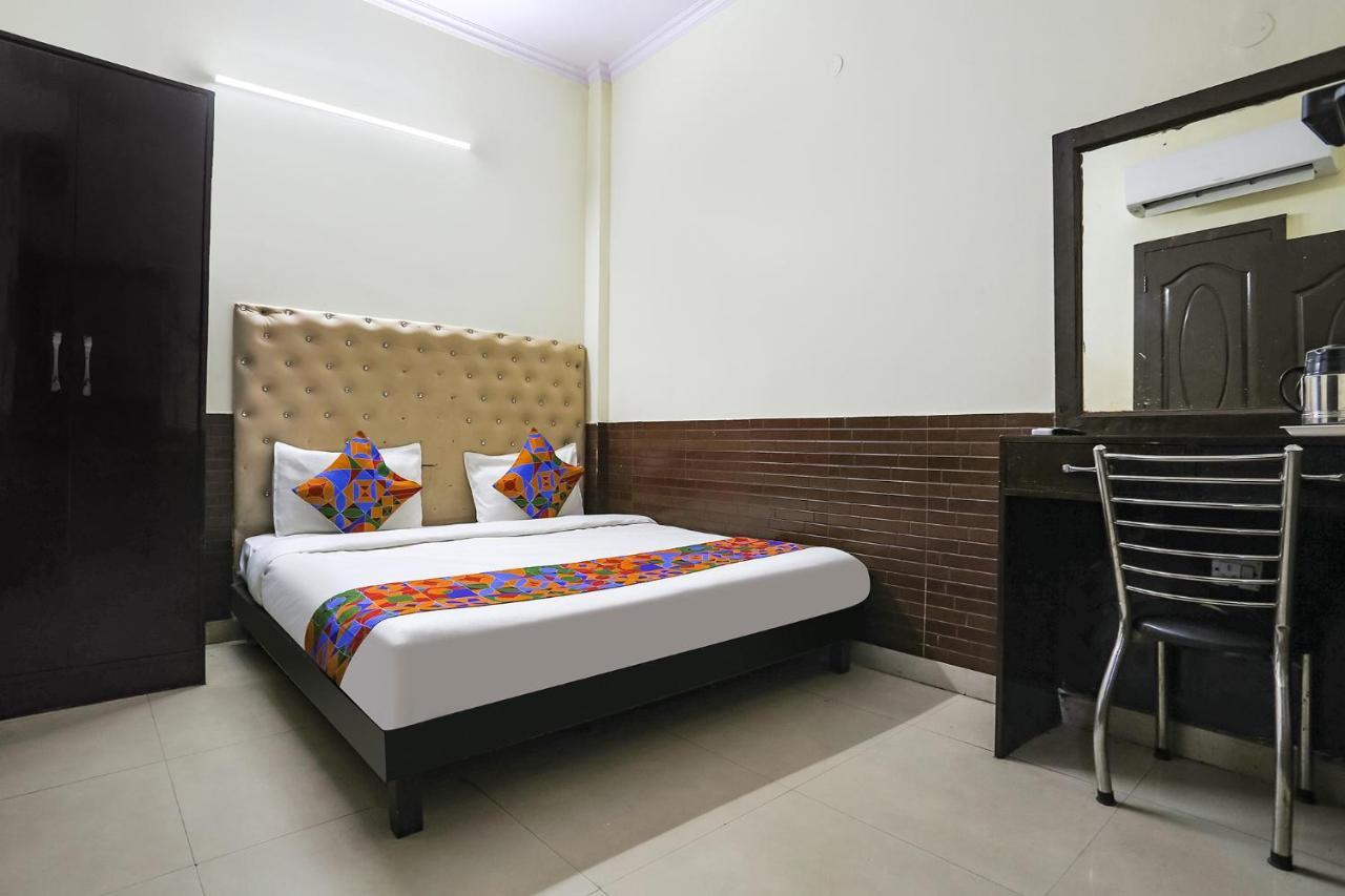 Fabhotel The Lazeez Neu-Delhi Exterior foto