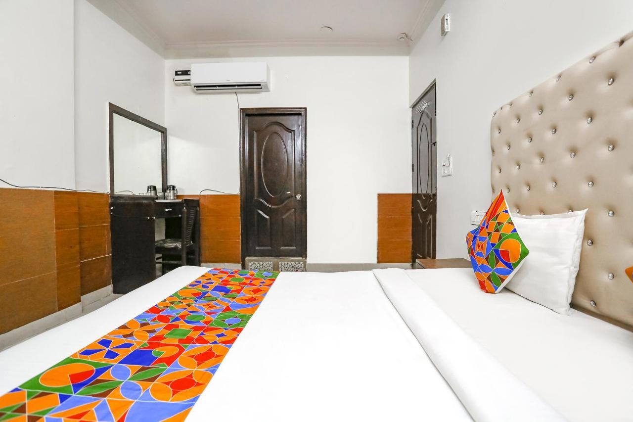 Fabhotel The Lazeez Neu-Delhi Exterior foto