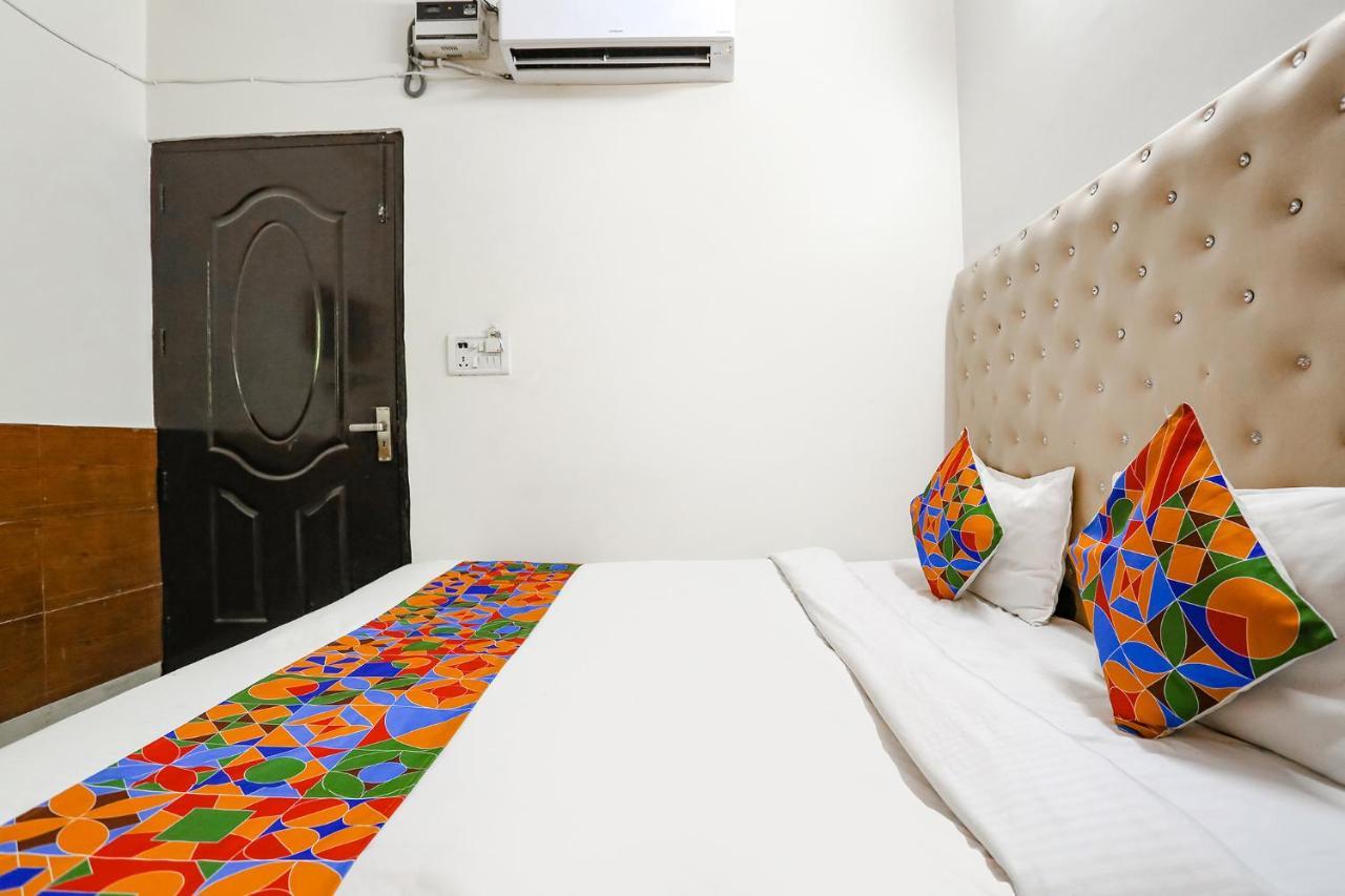 Fabhotel The Lazeez Neu-Delhi Exterior foto